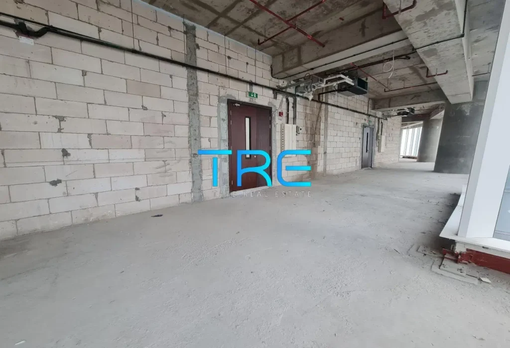 Fitted Reem Island Omega09