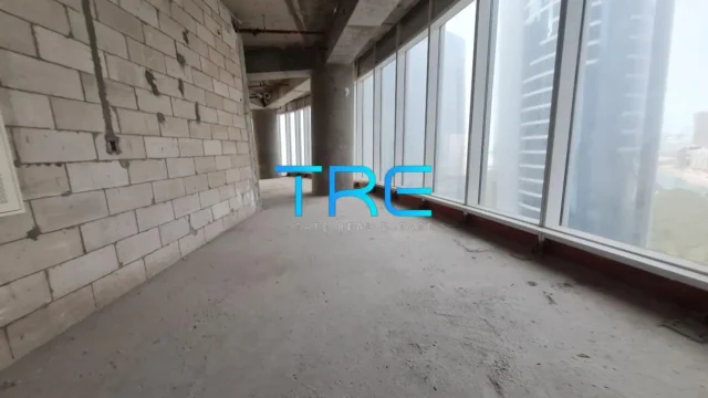 Fitted Reem Island Omega14