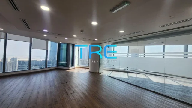 Fitted Reem Island09