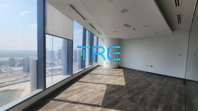 Fitted Reem Island14