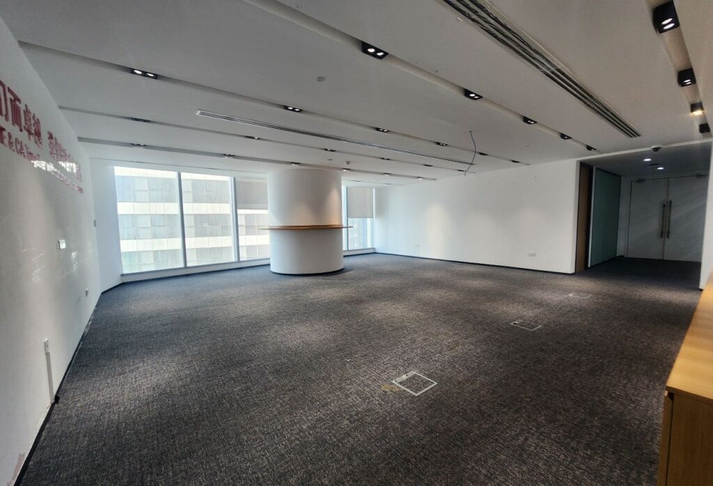 8a8c5b79-4202-4218-9ac1-dbd99e1af018